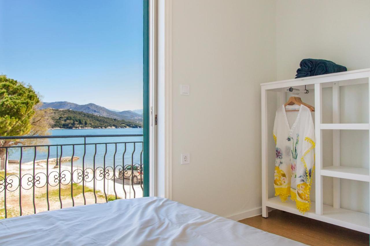 Ligia Waterfront Apartments ภายนอก รูปภาพ